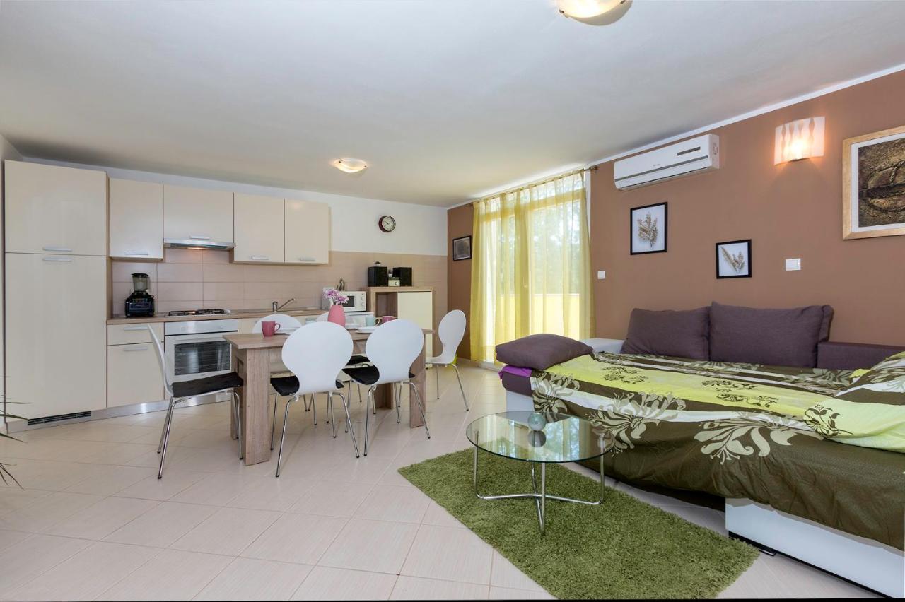Kuca Za Odmor Dean Villa Pavicini Bagian luar foto